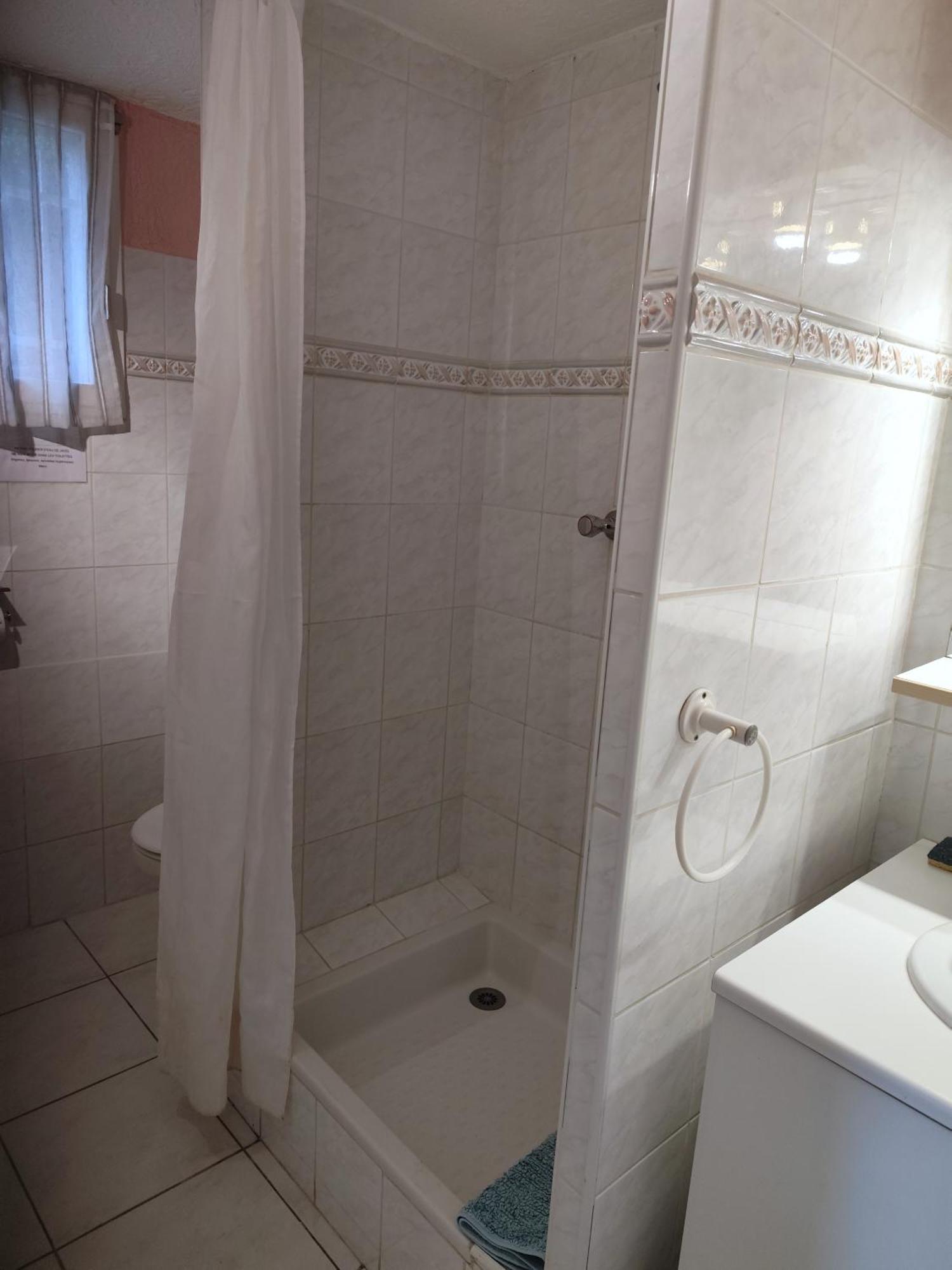 Le Romantique à 20 Kms De Séjour chez l'habitant *