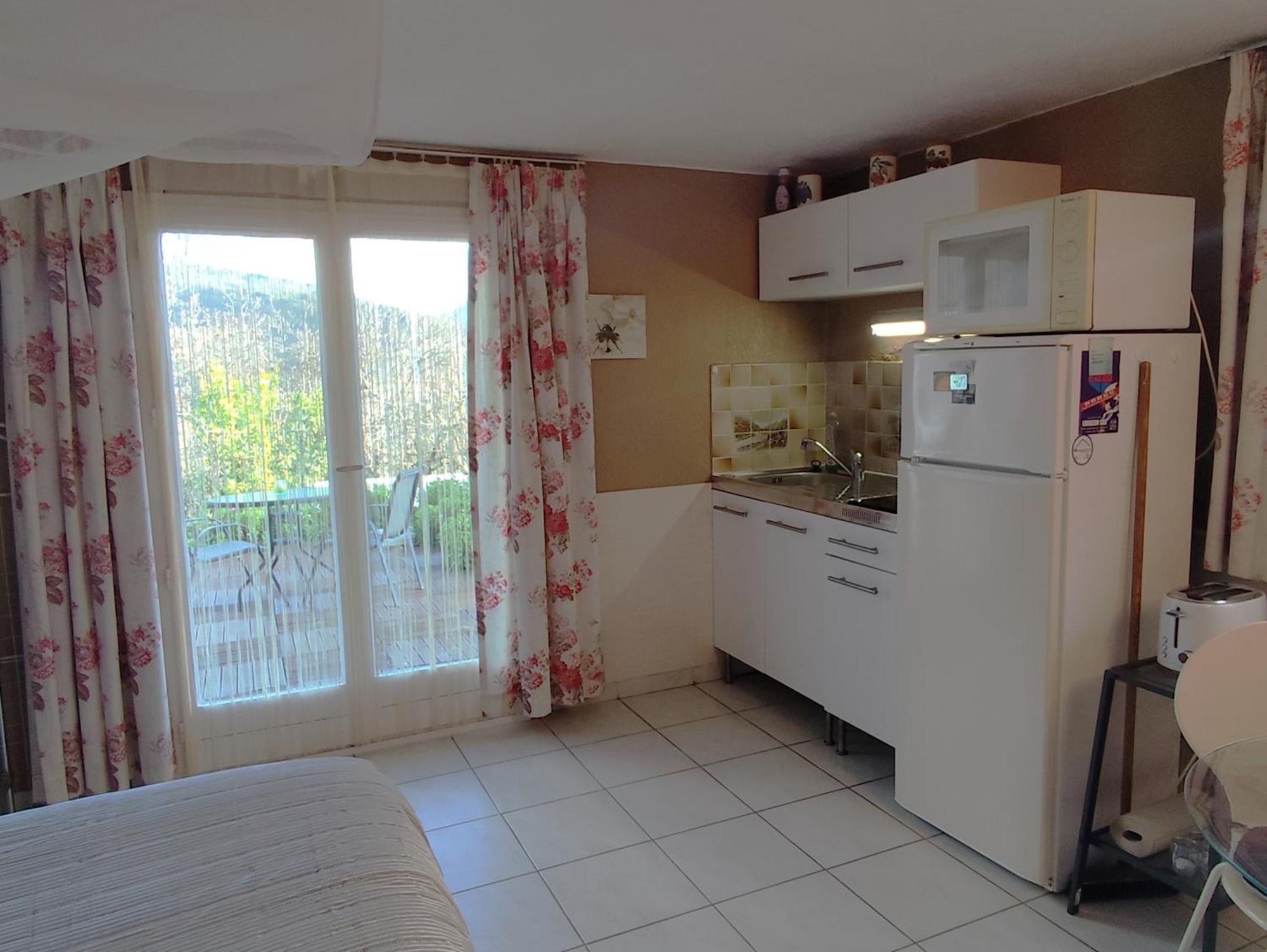 Homestay Le Romantique A 20 Kms De